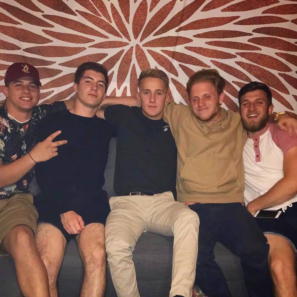 Meet your Posher, Antonio